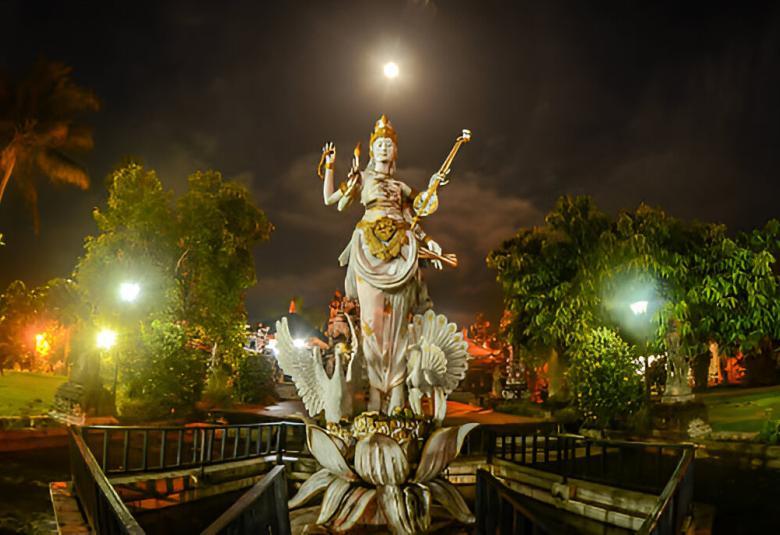 Deep Significance of Purnama: The Full Moon in Balinese Hindu Culture