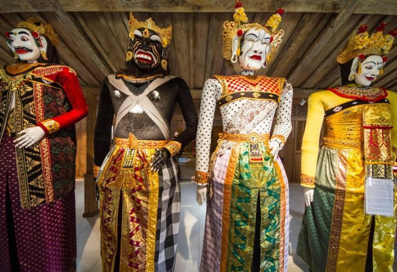 Beyond the Vibrant Faces: Setia Darma House of Mask and Puppets Bali