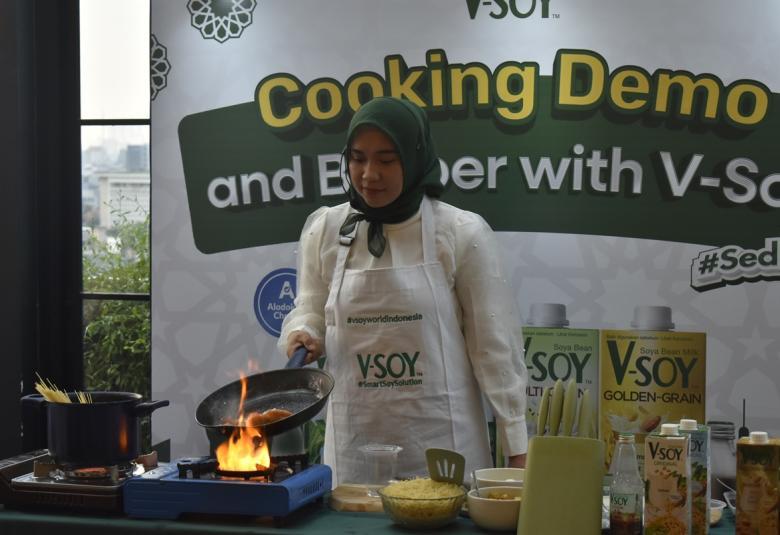 V-Soy x YoRipe  Presents Ramadan Cooking Demo