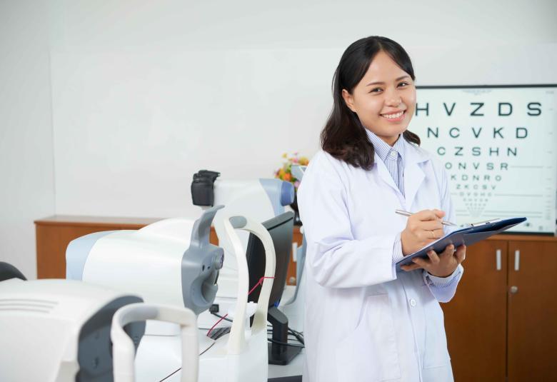 Best Eye Clinics in Surabaya