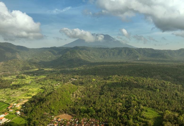 Explore East Bali : An Exquisite Fusion of Nature and Tradition 