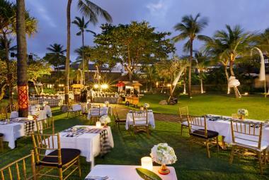 Unforgettable_Evening_of_Balinese_Cuisine_and_Cultural_Spectacle_at_The_Seminyak_Beach_Resort&Spa