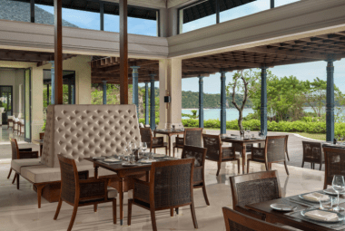 Sunday_Brunch_at_Segaran_Dining_Terrace_Jumeirah_Bali