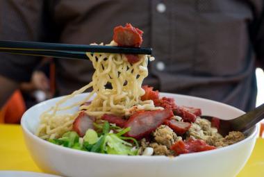 Best Ujung Pandang Noodles in Surabaya