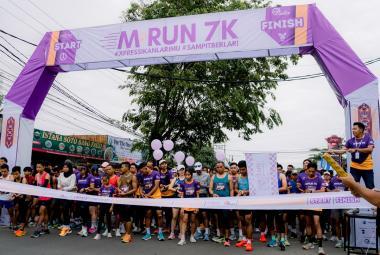 Hotel Midtown Xpress Sampit Celebrates Anniversary with M-Run 7K Event